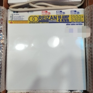 استابلایزر ریزان الکتریک  stabilizer reizan  با قدرت  5KVA کیلوولت آمپر معادل 20 آمپر تیپ B رو میزی مخصوص مصارف خانگی از قبیل ماشین لباسشویی و ظرفشویی و یخچال  فریزر ساید بای ساید و دستگاههای صوتی و تصویری و کامپیوتری و لیزرهای کم مصرف  ولتاژ 130 تا 370 و